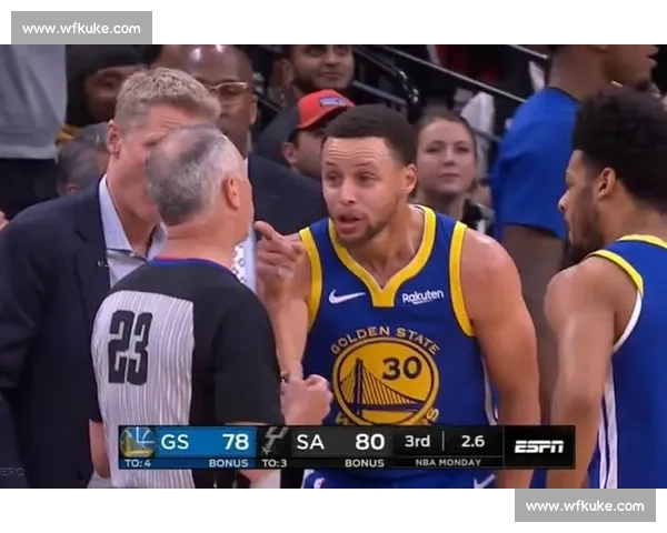 粉丝暴怒！裁判判罚争议巨大，维权视频引发全网关注